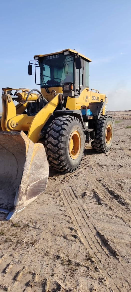 السلام عليكم
شفل ٤٦ 
موديل ٢٠١٥
مكفول كفاله عامه
رقم ميسان بإسمي
تخم تواير
السعر ٢٧٥
او مراوس ب ٥٣
للاستفسار الاتصال على الرقم
***********
