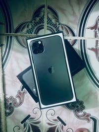 آيفون 11 برو ماكس • ٦٤ • بطارية ٨٥