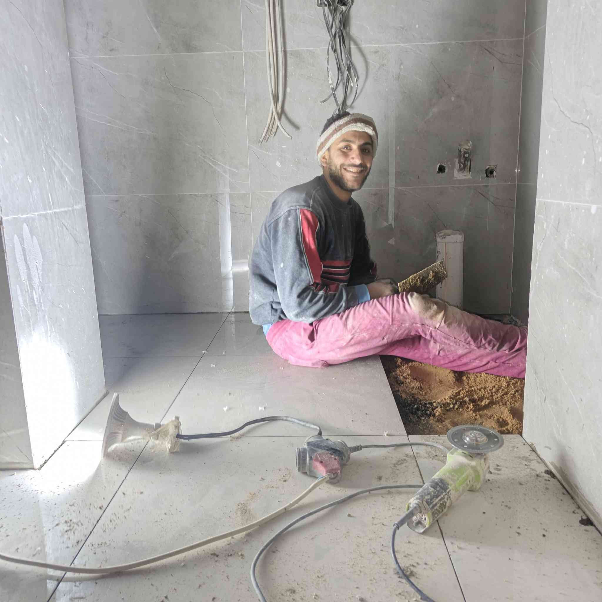 خلفات بورسلين سيراميك 
كادر مصري محمد المصري وابو رقيه  وثروت ‏‪***********‬‏ التزام مليون بالميه
