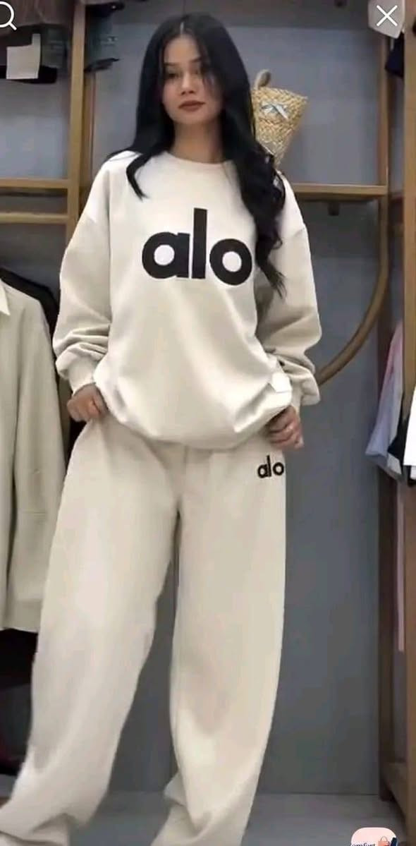 يا جماعه انا عندي كميه من الترنجات  الحريمي  الخروج دي
ومبطنه   وببيعها بسعر الجملة من 3قطع اسعار المصنع لا تقبل المنافسة وعندى عروض كتييير👏


**إذا كنت صاحب هذا الإعلان وتريد حذفه لأي سبب، رجاءا أرسل رسالة إلى الدعم الفني**