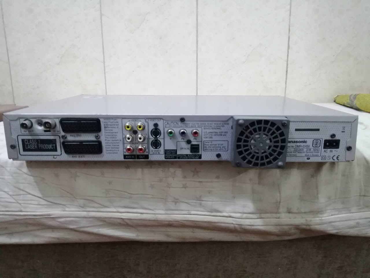 السلام عليكم
دي في دي بنسونيك بدون ريمون بي هارد
وزن ثقيل لسعر ٢٥ألف نهائي
توصيل موجود
بغداد ٥ألف


**إذا كنت صاحب هذا الإعلان وتريد حذفه لأي سبب، رجاءا أرسل رسالة إلى الدعم الفني**