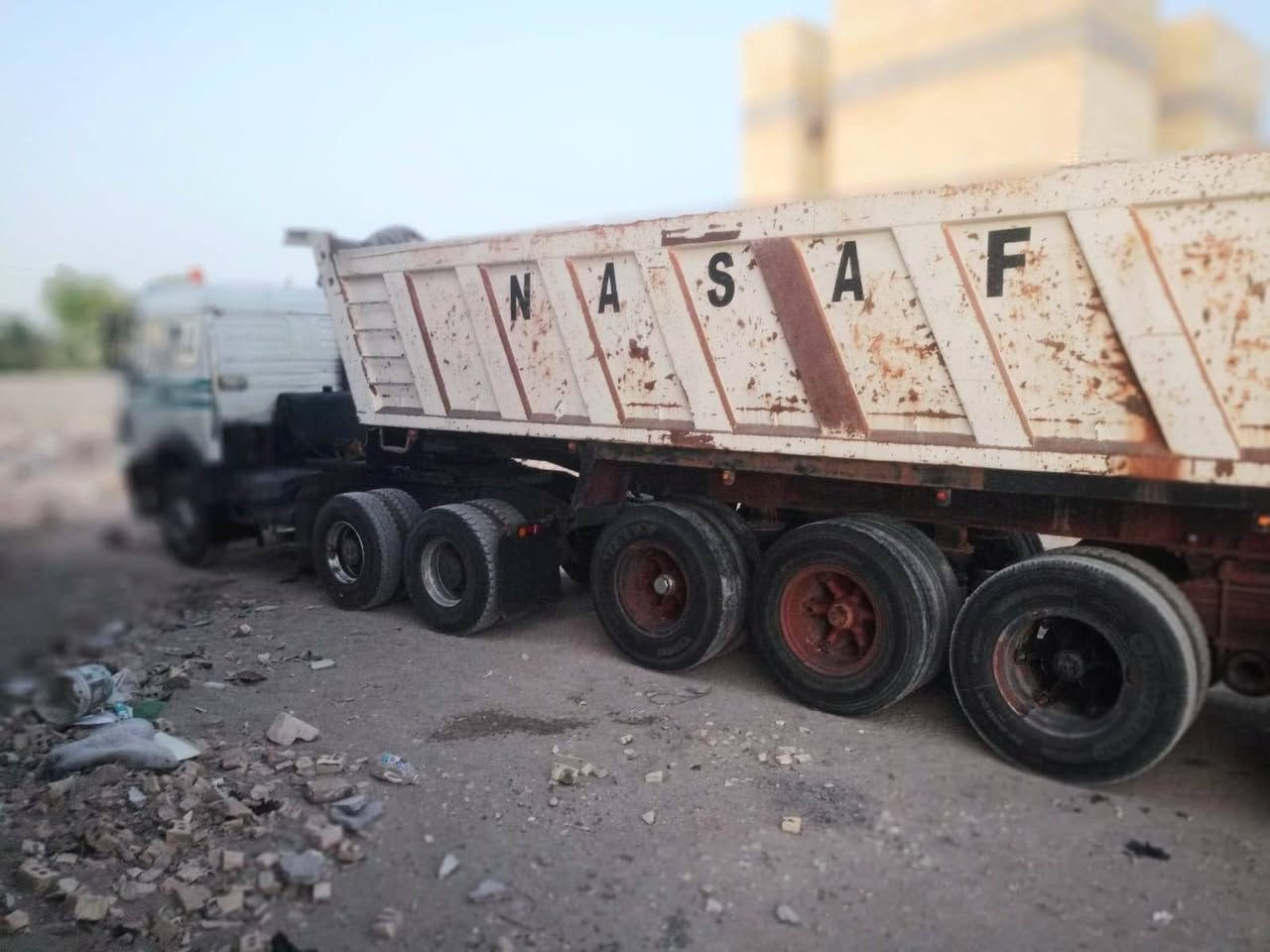 سلام عليكم للبيع سياره اللبي موديل 89  مكينه 35  تيربو كير 130  مجموعه جيئف   رباط 24   راس او عربانه   عربانه باب طين 4 دناكير  ثلاث للوحات نجف  قلاب  لاتصال على لارقام ***********
