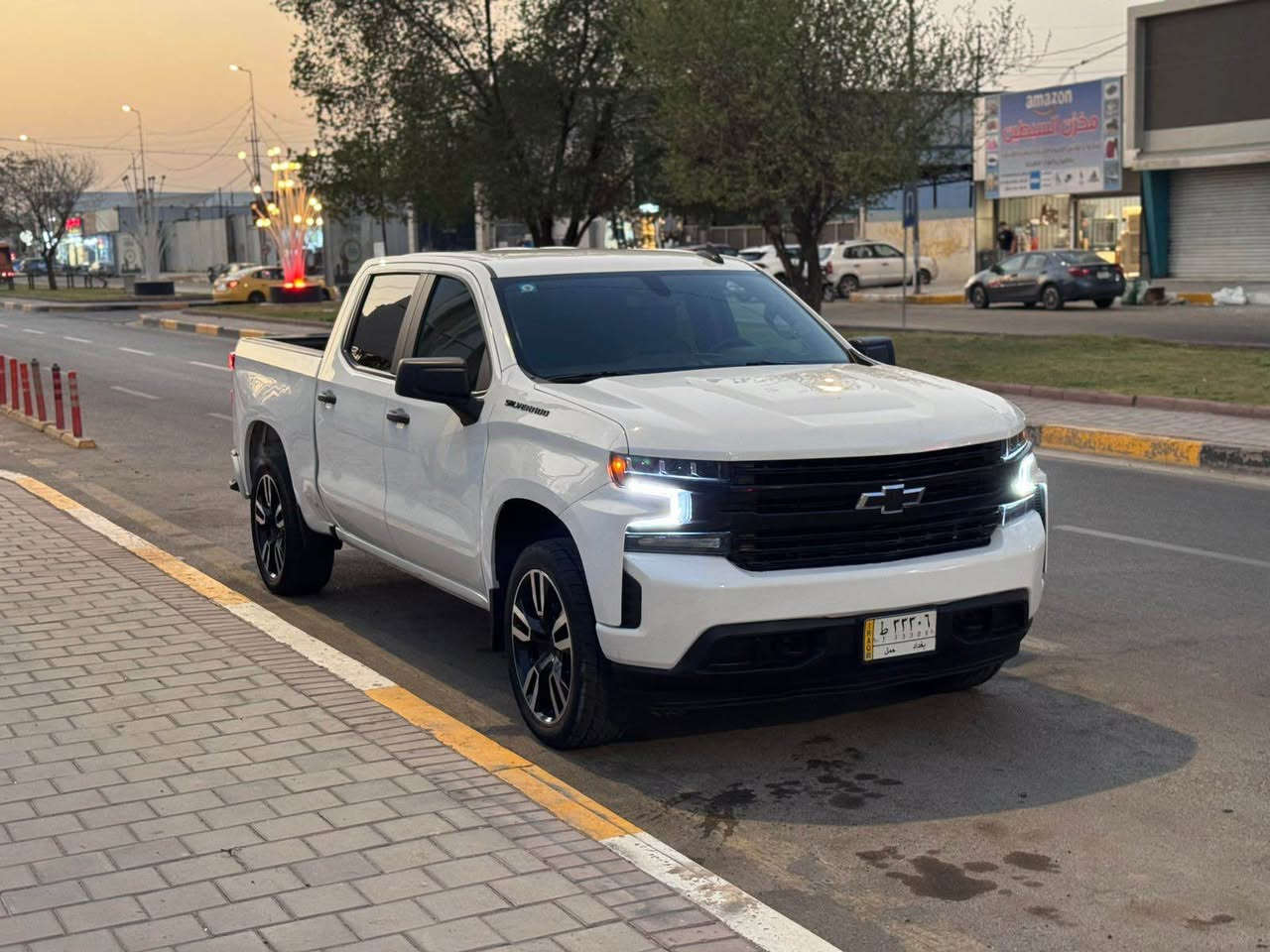 للبيع فقط سلفرادو 2020
محرك 4-2700 تيربو
وارد امريكي صوره الحادث مرفوقة وسونار
رقم بغداد بسمي 
مكان بغداد
سعر 225 وبيها مجال للشراي 
*********** بغداد, العراق
