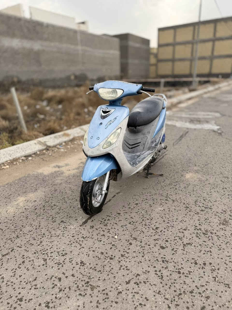 دراجة ماكس منغولي ياباني للبيع دراجة مامفتوح كلهة بلادي كفالة ختم واحد نضيفة ماناقصهة شي لايت بك لايت اشاير سلف دبل اشارة مابيهة نقص دبلات شغالة سرعة ونهضة خير من لله محركهة ناعم سعر 550 وبيهة مجال للشراي مكاني رميثة رقمي
*********** ‬
