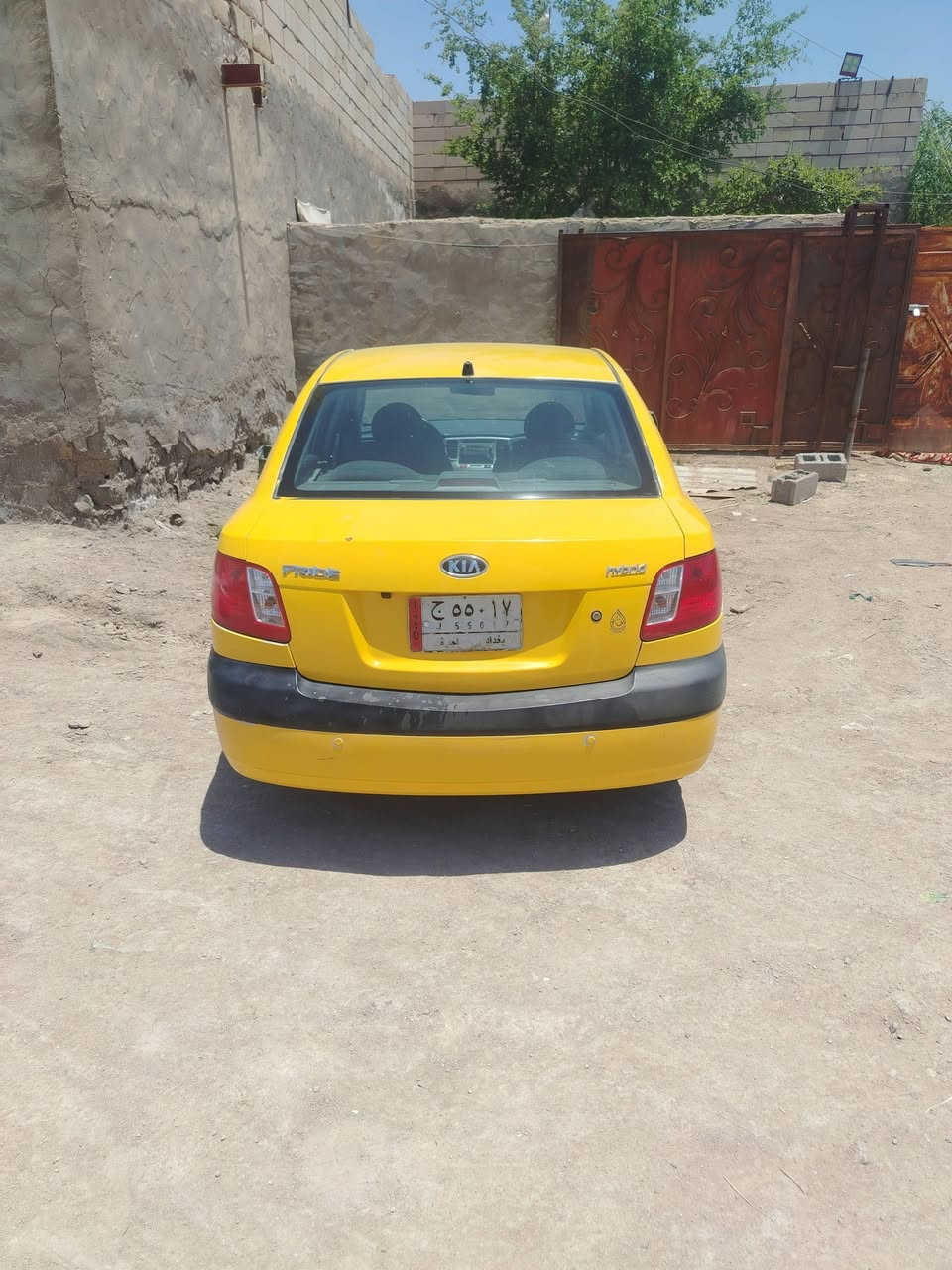 سلام عليكم بيع او مراوس
كيا ريو 2009 ادوات كصه جنطه
سياره كير ومكينه وحداده كفاله السياره
تبريد ويه السويج
مكينه 1600 بل كارتون
رقم بغَداد سنويته ضايعه
مكان السياره الناصريه مركز
السعر 32  وبيها مجال حق الجيه
رقم الهاتف ***********
