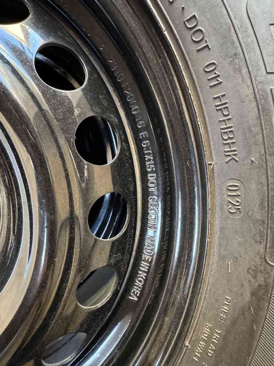 السلام عليكم ويل حجم 15 تايرات شوف العين واحد بيهن بيه فتيله مكاني ناصريه السعر 300 وبيهن مجال للشراي مشدودات على النترا 23    ***********
