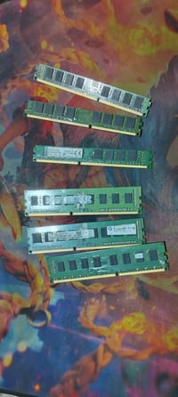 رامات DDR3 • ٤ جيجا • ٦ قطع