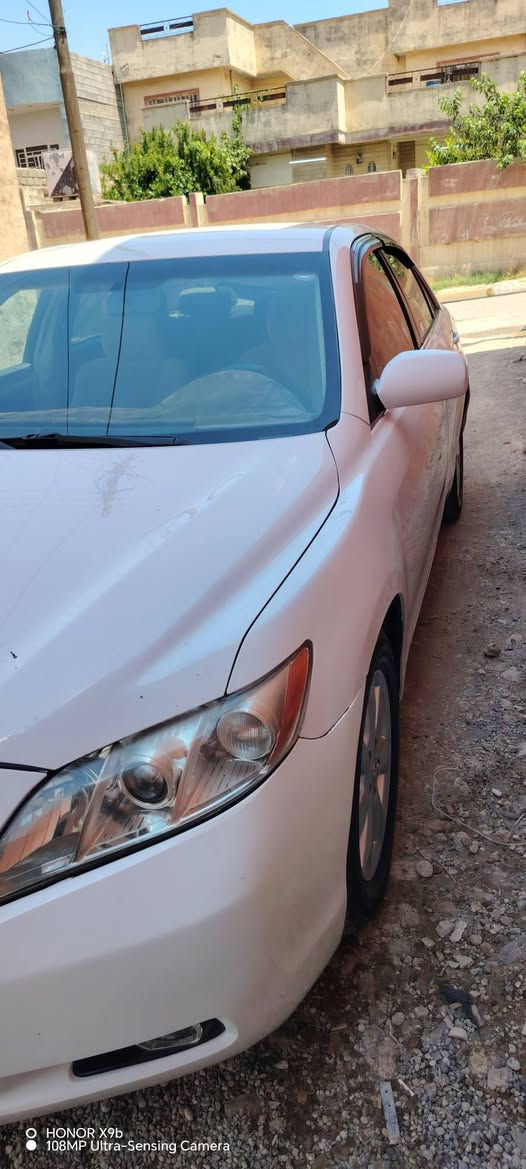 تويوتا كامري ٢٠٠٩ ابيض ثلاجي بيها ٣ قطع صبغ امريكي مكينه اربعه تبريد تدفئه لا صرف لا نفخ  سياره حلوه  رقم دهوك شرط التحويل  ٩٢ وبيها مجال للتواصل *********** و وكورك ***********
