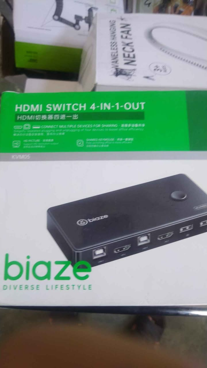 يوجرين محول HDMI كيه في ام بمنفذين 4K@60Hz 2 في 1 مخرج HDMI مفتاح زر واحد لجهازي كمبيوتر مشاركة 4 اجهزة USB كيبورد وماوس وشاشة واحدة مع جهاز تحكم سطح المكتب كركوك حي الأسرى المفقودين شارع بصف جامع العدل قرب أسواق باب رزق رقمي *********** كركوك, العراق
