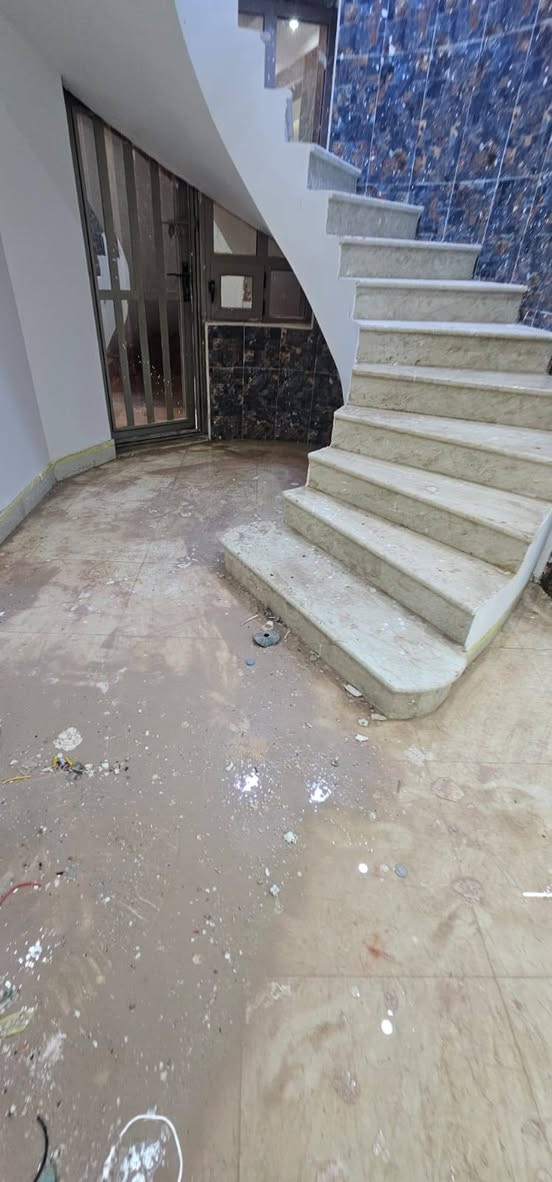 جانب من أعمالنا في مدينة الرفاعي 
منزلـك يلمـع وحياتك أسهل 
[إيلياللتنظيف الموقعي والمنزلي
هل تبحث عن خدمات تنظيف منزلية أو تجارية فائقة الجودة؟
نحن نوفر لك حلولاً شاملة لتنظيف البيوت، المكاتب،المجمعات بخبرة واحترافية. 
🏡 خدمـاتنا المتميزة تشمل:
:تنظيف عميق وشامل للمنازل والمجمعات التجارية تنظيف وتلميع الأرضيات،الزجاج،الجدران
أدوات ومواد تنظيف عالية الجودة وآمنة.
أسعار تنافسية تناسب الجميع.
للتواصل يرجى الاتصال على الأرقام التالية 
***********
***********
