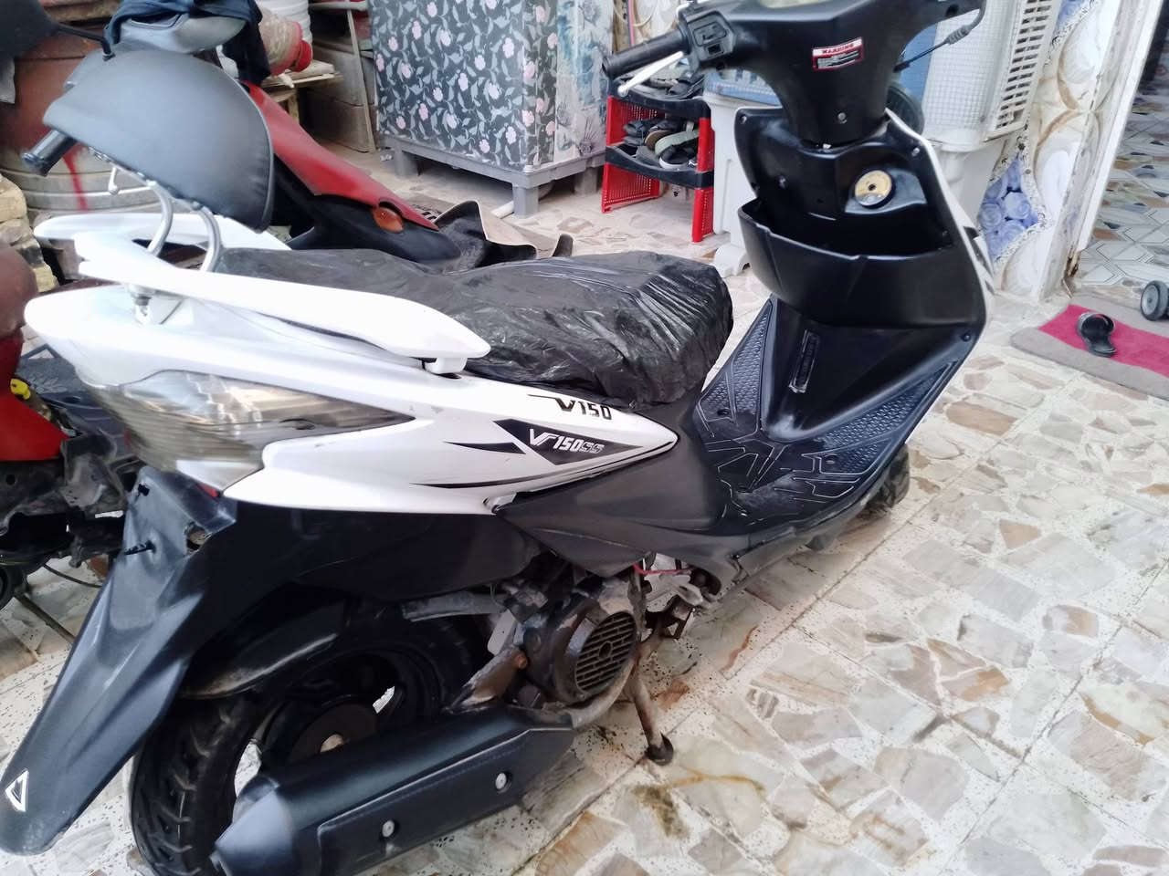 ذبانه اف اس صيني للبيع عوزهه تجفيت تشتغل سلف وهندر بيه زوج تواير جدد وباتري جديد شباب السعر خاص الي  حاب يشتري يتواصل وياي ماسنجر خاص وانا خادم سعر مناسب


**إذا كنت صاحب هذا الإعلان وتريد حذفه لأي سبب، رجاءا أرسل رسالة إلى الدعم الفني**