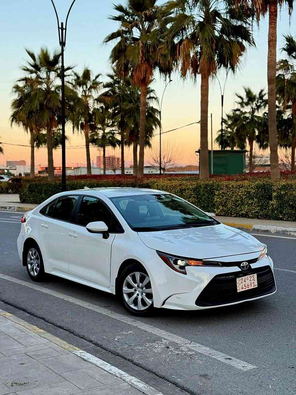 toyota crolla LE ***********
مؤديل 2024  4 هه زار رؤشتووه وه ك صفره 
مواصفات LE 
(شاشه گه وره ، ٥ رادار ، بريك به سمه ، تحديد سورعه ، لايت زينؤن ، خه تى جاده ) نيوو جاملغ سبوغ سئ شوينى بچوك PDR پشت و بيش كه بس هه موو شتيكى به شه رت ( گيروو مكينه تبريد ، رادار به رد بلادي ) هموو شتي شريكه يه )*********** أربيل, العراق
