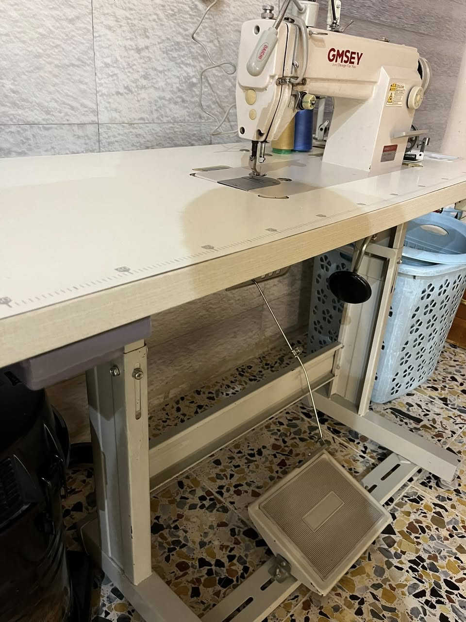 سلام عليكم اخوان مكيه استمال منزلي نوع GMSEY نوعيه جداً راقيه باب اول تم شرائها بسعر 350 والسعر المطلوب 250 وبيها مجال للطيبين المكان بغداد الأمين الثانيه وبخدمتكم أي استفسار آخر ***********
