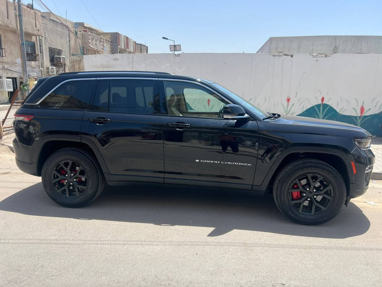 جيب لمتد بلاص ه راكب
موديل٢٢ بدون رقم
بانوراما
شحن مبايل
٥ كامرات
ستيرن كهرباء
كشنات حار بارد
رادار امامي
***********
