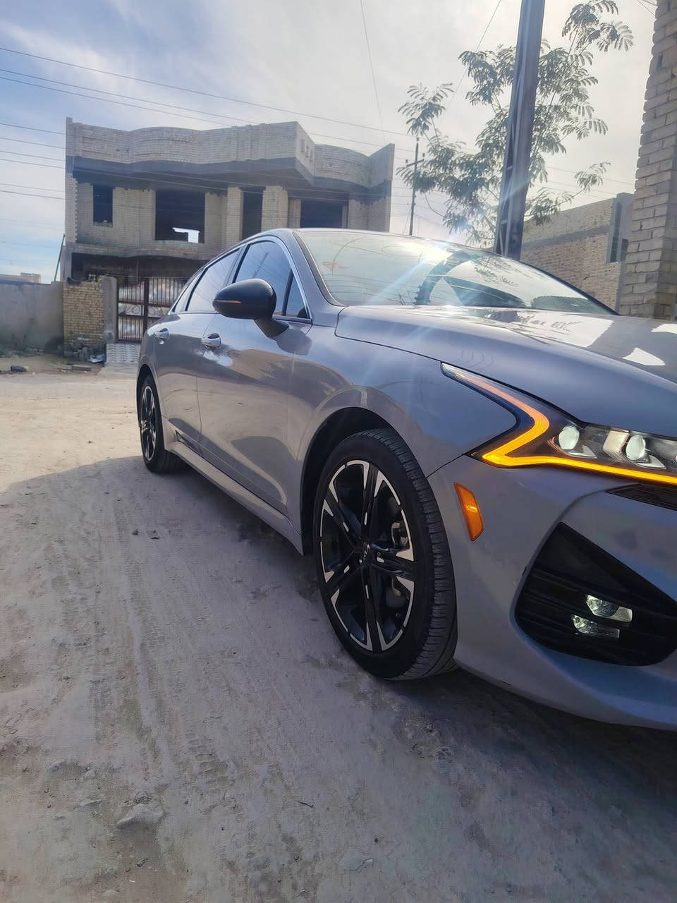 كيا K5 للبيع دخول جديد موديل 24 مرقم نجف شهداء بأسمنه تبديل بنيد فقط الباقي مكفول مكان السياره ديوانيه
***********
*********** بي واتساب صور الحادث مرفقه بالمنشور
