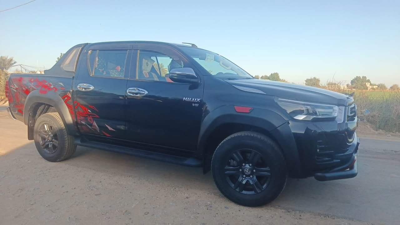 تي ارد دي موديل 2023 للبيع 

مواصفات هايلوكس معروفه 
سياره مكفوله ماعدا اربع اصابع بارد بجاملغ الامامي الايمن 

رقم شمالي موجود تحويل وكاله 

السعر 375ورقه 

مكان سياره بغداد البلديات 
للاستفسار ***********
