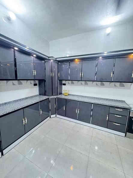 يوفر لكم معرض القمة الالمنيوم والبلاستك  أحدث الموديلات يوجد ابواب شبابيك الامنيوم بلاستك  شرط جوه السوك 
 بأنسب الأسعار زورونا تجدون كل ما تريدونه في عالم المطابخ 
📍صلاح الدين الشرقاط قرب قاعة ابو التاج الملكي 
***********
