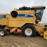 البيع حاصده موديل ٢٠٠٦ جديد تاك درام تبلا ١٥ هاي درو  ٠٧٨٠١٣٢٥٢٨٠