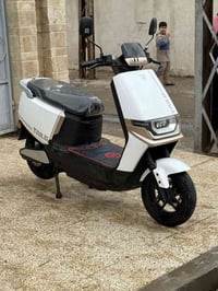 ماطور شحن تايلج للبيع 6 بطاريات سرعه 65  3 نمرات لايت زينول  ماطور جدي...