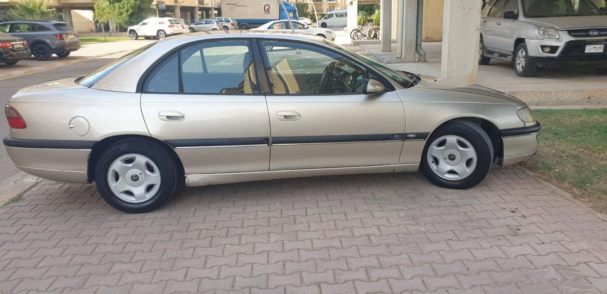 سلام عليكم
السعر المطلوب: 45 ورقة 
المواصفات: السيارة الغنية عن التعريف بمواصفاتها المعروفة والمتداولة في السوق.
الحالة العامة: تم إرفاق كافة التفاصيل والصور الخاصة بحالة السيارة بدقة في الصور المرفقة مع الإعلان. الشراي اتصل وتدلل .***********
