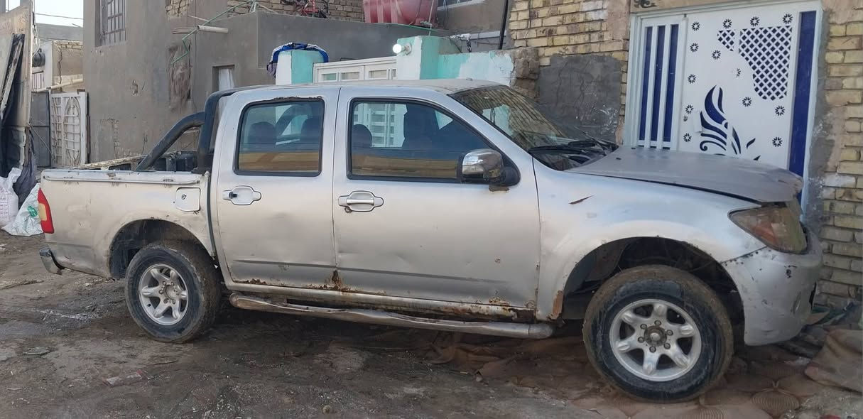 سلام عليكم
 بيكم كنوة وجه فلاونزة للبيع 
موديل 2011 كير ومكينه كورلة وكير اوتو 
حداديه تايرات خير من الله 
سنوية مجددة لل2027 راعيه موجود 
المكان الديوانيه حي العسكري الثاني 
السعر 34 ورقة وبيه مجال 
للاتصال ***********
