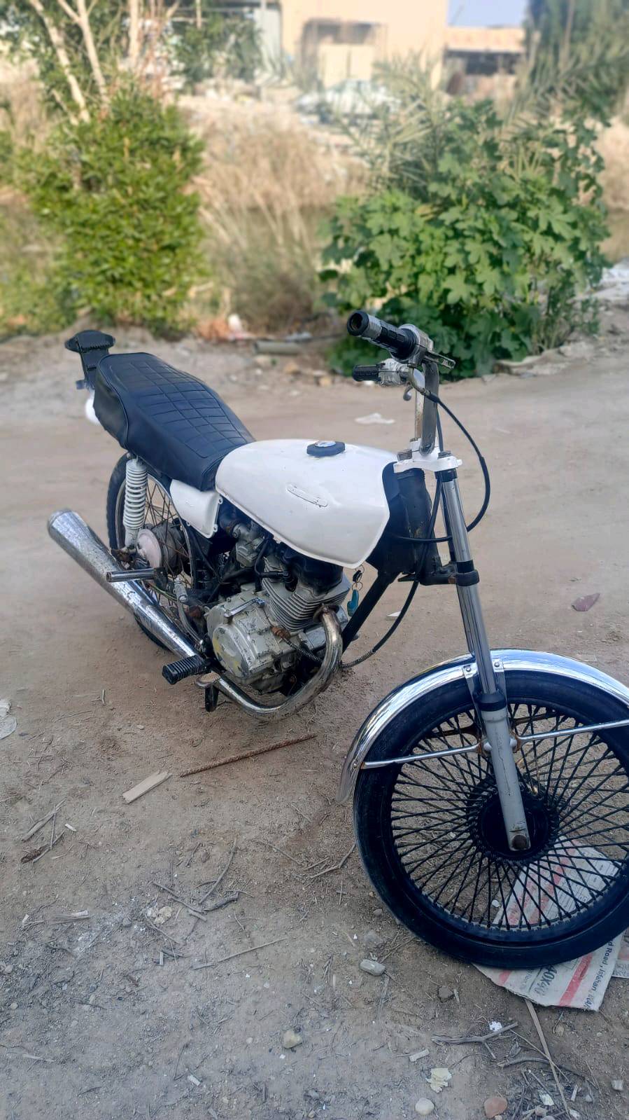 سلام عليكم دارجه للبيع كلك  سعر 250 وبيها مجال لشراي  مكاني بصره شط العرب جزيره  مو شراي لا يتعبني  👍🏼هاذ  رقمي***********