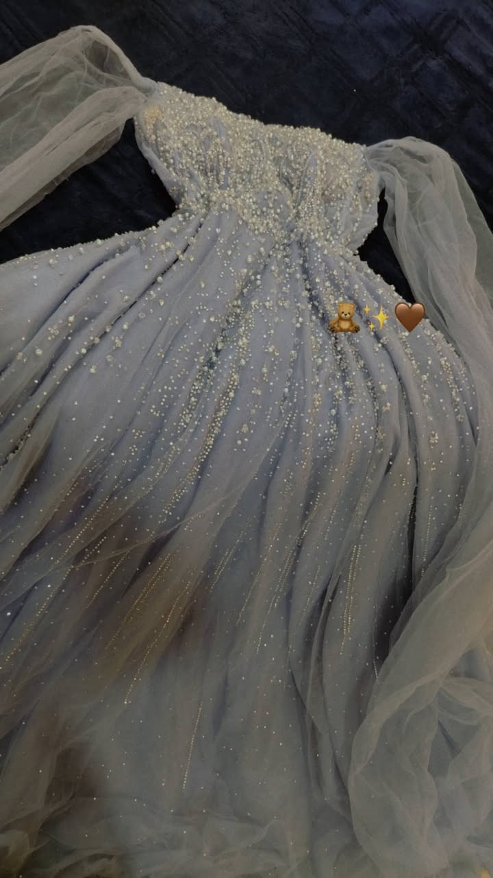 فستان مناسبات بالون السمائي يعني تطلعين سندرلا الحفله قياس يلبس42/44 اشتريته ٢١٠ واريدو ب٧٠ وبي مجال الي تريدو تراسلني خاص


**إذا كنت صاحب هذا الإعلان وتريد حذفه لأي سبب، رجاءا أرسل رسالة إلى الدعم الفني**