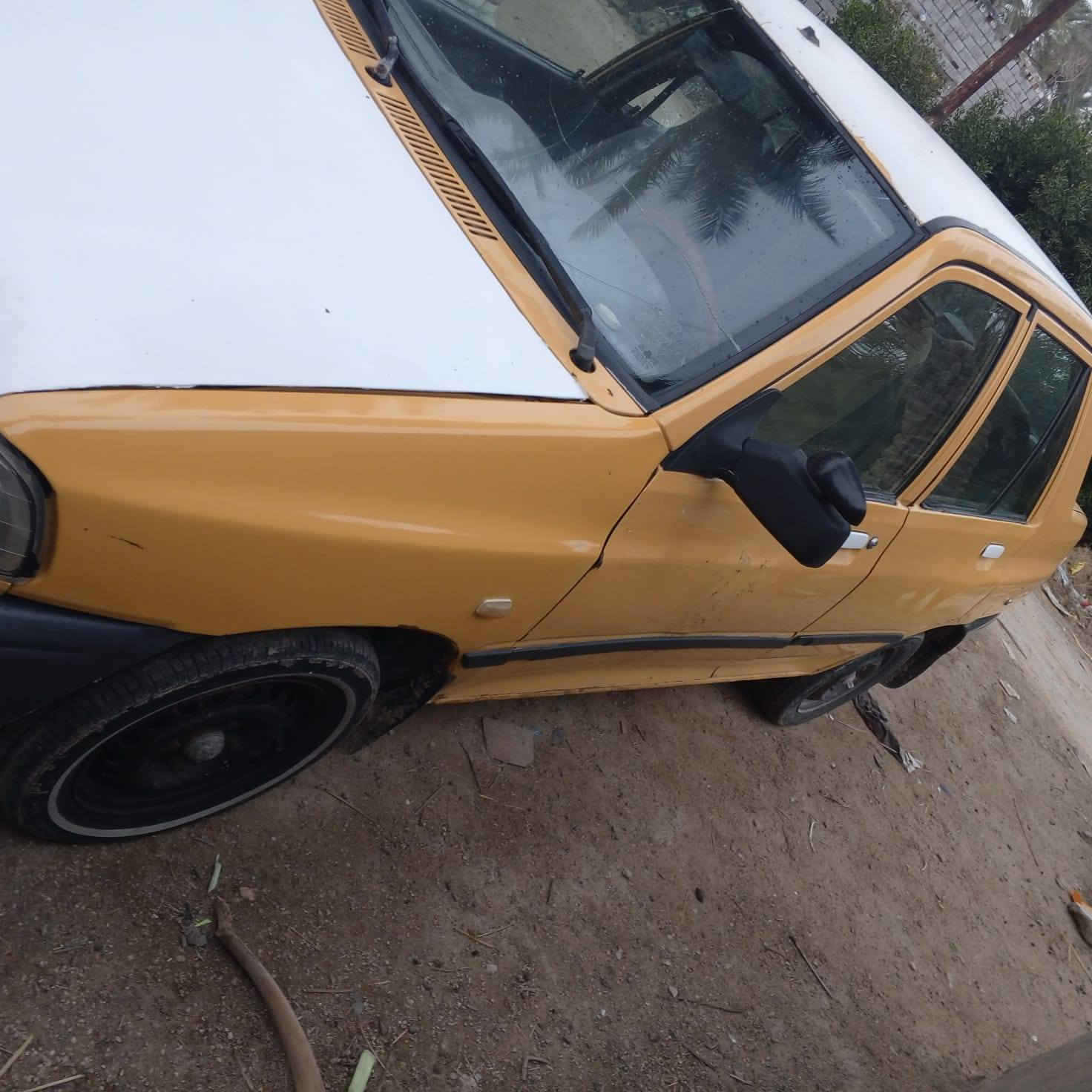 السلام عليكم عندي سايبه موديل ١٥
رقم كربلاء باسمي  مكينه وكير وحداديه جدد سياره حلوه احله من الصوره اريد مراوس ب جيلي 

***********
