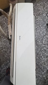 كري طن ونص انفيرتر جهاز بلادي تظيف جدا. سعره 450 للاستفسار ‭0773 388 0...