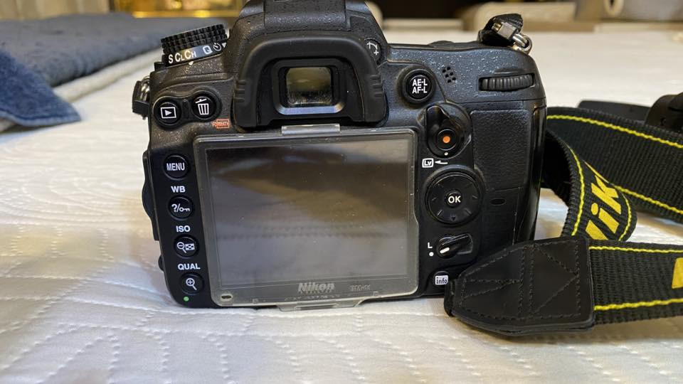 متاح نيكون 7000 نظيفة جداً مكاني زعفرانية *********** سعرها 475
