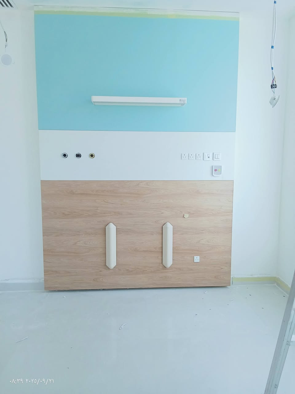 السلام عليكم خوان كهربائي متفرق والشغل درجه اولى ولديه كادر والعمل كل ما يخص مجال الكهرباء التواصل 
*********** علي الكناني يتوفر واتساب
