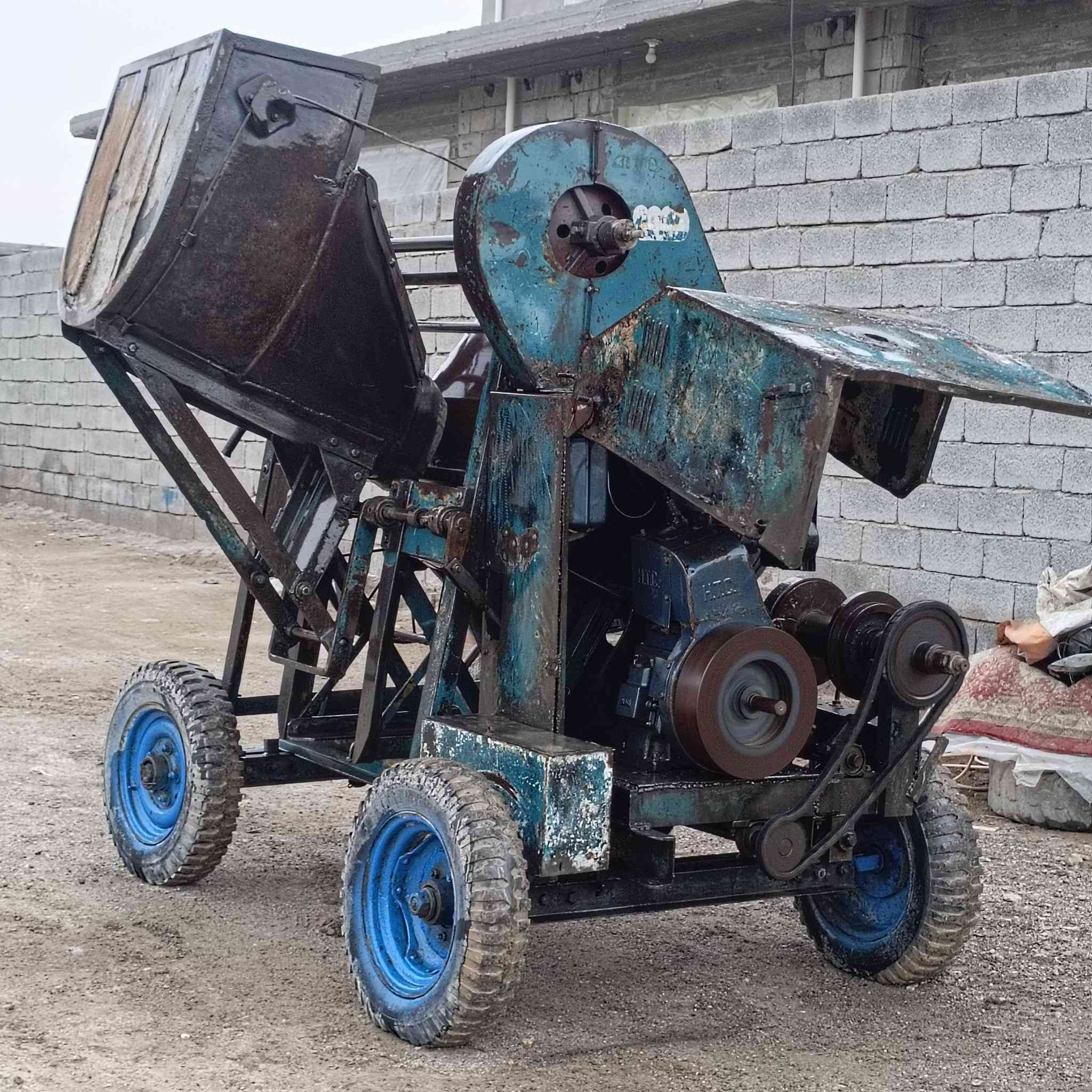 خباطة البيع ميلاس جاهزه الشغل ديالى بعقوبة ***********
