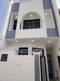 ٥٠م • طابق ونص • مقابل القنصلية التركية