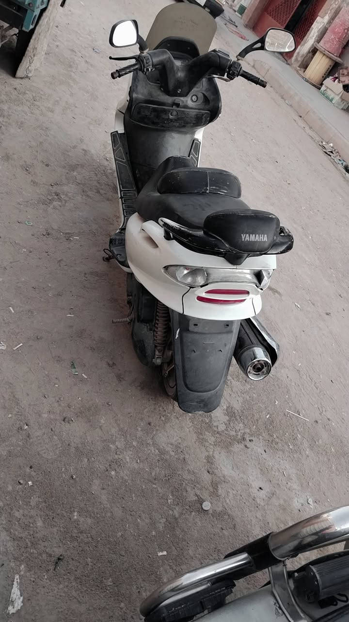 اسلام عليكم دراجه ماجسته لبيع معدل مكينه ناعمه كله شغال ٣٠٠ وبيها مجال ***********
