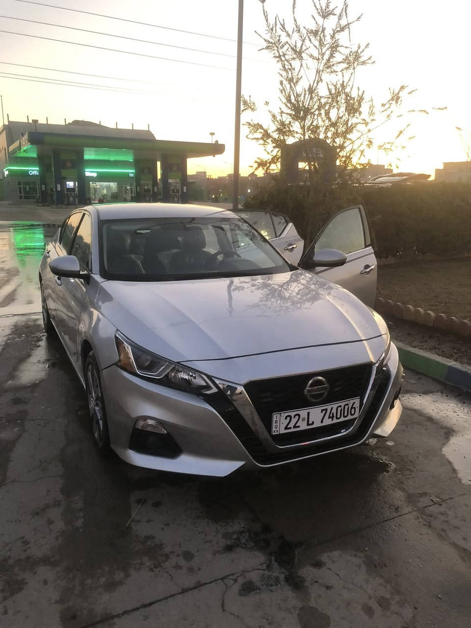 نيسان التيما موديل 2020 موصفات S
سياره مو حزام ابيعه حزام 
السياره بدون رادار  
بيها بعض ملاحضات مكان السياره دهوك 
السعر ١١٠ ومجال بسيط .
 
***********
