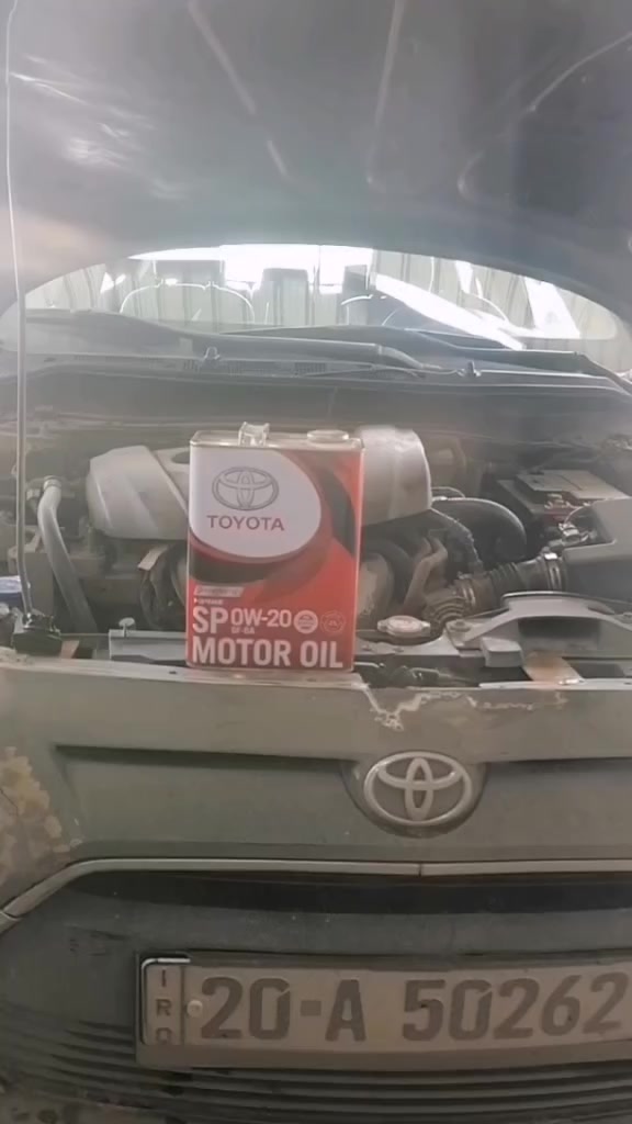 يُعد مركز المهندس لتبديل الزيوت والفلاتر  السيارات واحدًا من المراكز المتخصصة في خدمة المركبات وتوفير أفضل حلول الزيوت المعتمدة عالميًا. نعمل بفخر مع مجموعة واسعة من الماركات العالمية الموثوقة، لتقديم زيوت عالية الجودة لجميع أنواع السيارات — البنزين، الديزل، والهايبرد — بما يضمن أعلى مستويات الأداء والحماية للمحرك. يعتمد المركز على خبرة فنية متخصصة وتجهيزات حديثة لتقديم خدمة دقيقة وسريعة، مع التركيز على اختيار الزيت الأنسب لمواصفات كل مركبة. في مركز المهندس، نلتزم بالجودة، الشفافية، ورضا العملاء، ليبقى محرك سيارتك في أفضل حالاته وبأعلى كفاءة تشغيلية.

علما كل الخدمات مجانية
تنضيف دواخل السياره 
        تنضيف محرك
🔴 تنظيف فلاتر تبريد
🔴 تنظيف فلاتر الهواء 
🔴 معطر + ارضيات   
🔴 ماء للزراكة *مجاني
    دهن بريك
علماً كل الخدمات مجانية
#فقط_حساب_الزيت_والباقي_علينه
العنوان العزيزية شارع الجديد قرب شركة الأفراح للأثاث العراقي 
للأستفسار الاتصال على الارقام التالي ***********
*********** 
وقت الدوام  من  7-صباحاً   لئ 10 مساء
