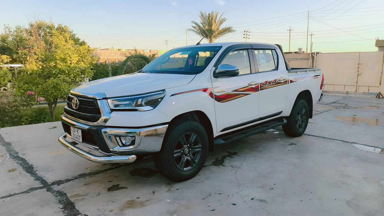 #للبيع_تيوتا_هايلوكس_4×4_2025
ماشيه 27 الف 

اربيل بسمي تحويل ثاني يوم

بعدها زيرو بحاله لوكاله

موصفات معروفه فول 

بصمه
يداة مذهبه 
منفاخ
جكات بنيد
جام اوتو
شاحن لاسلكي
كروس سرعه
عدة طورئ و لكتلوكات و لبصمه ثانيه بعدهن 
سعر البيع 350 وبيها مجال 

عنوان بغداد
***********
***********
