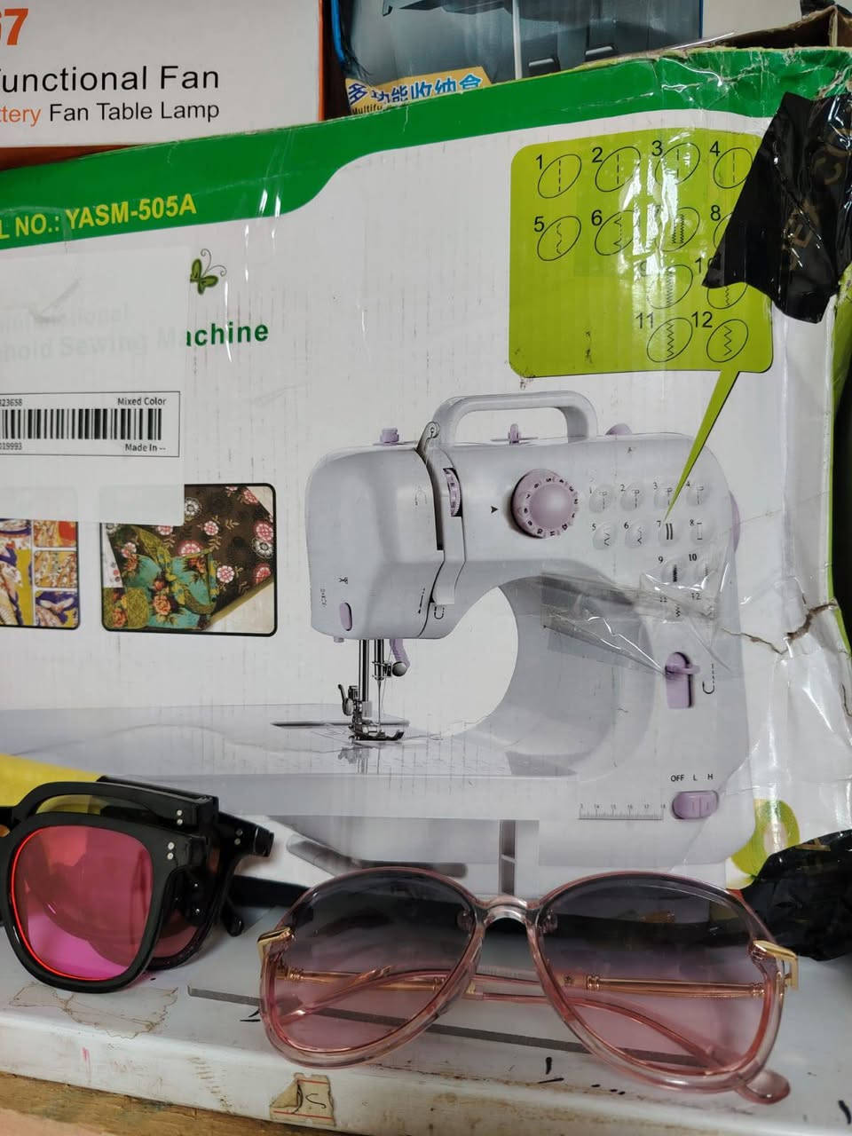 السلام عليكم   توفر لدينا  قفل ابواب اسمارت تحكم ذكي وسونار يستخدم للفيتريه والكهربائين والسباكين وماكنات خياطه للحجز و لاستفسار *********** او مراسلة الصفحه
