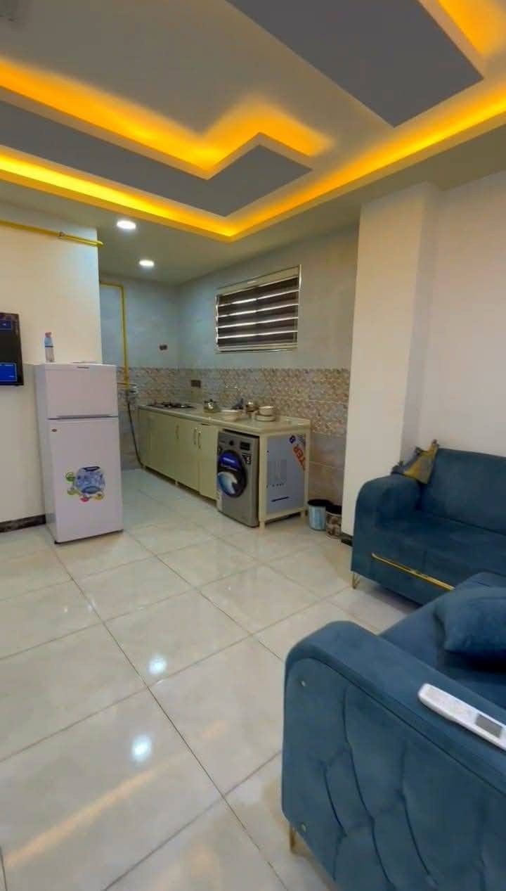 🏡سكن شركات وموظفين للإجار🏡
 طابق كامل6شقق مؤثث أوفارغ
ستوديو/غرفةوصالة/غرفتين وصالة/ 
للإستفسار واتساب *********** 
/مطبخ معزول/واجهة خارجية/
غاز مركزي/خدمات24ساعة/
أربيل/شارع100/المربع الذهبي/بارك32/
مقابل القرية الإيطالية1/سايدن كباب نجار/ أربيل, العراق
