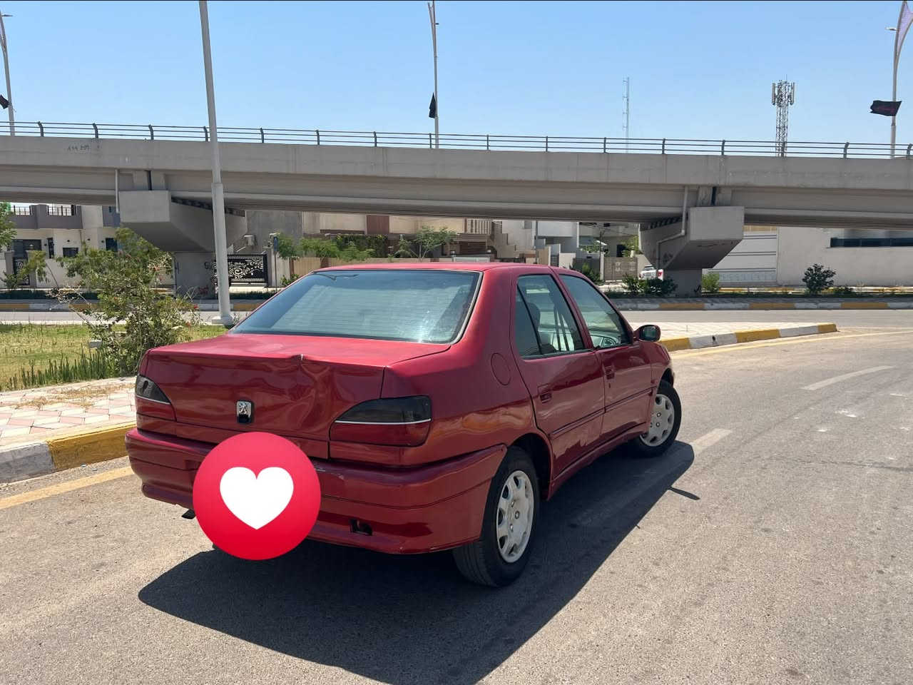 السلام عليكم 
بجيو 2001
صبغ عام بيها ملاحضات بسيطة
صدر امامي خلفي بحالة جيدة
السنوية لسنة2029
مكانها كركرك
للاستفسار
***********

