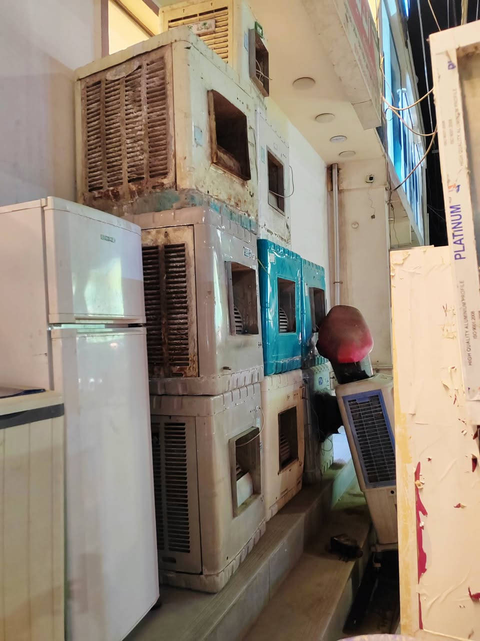 العنوان فلوجه حي شهداء قرب مرطبات مشمشه مزاد ابو كاظم البطاوي *********** يوجد خدمه توصيل الباب بيتك بل أجره *********** مكاني فلوجه
