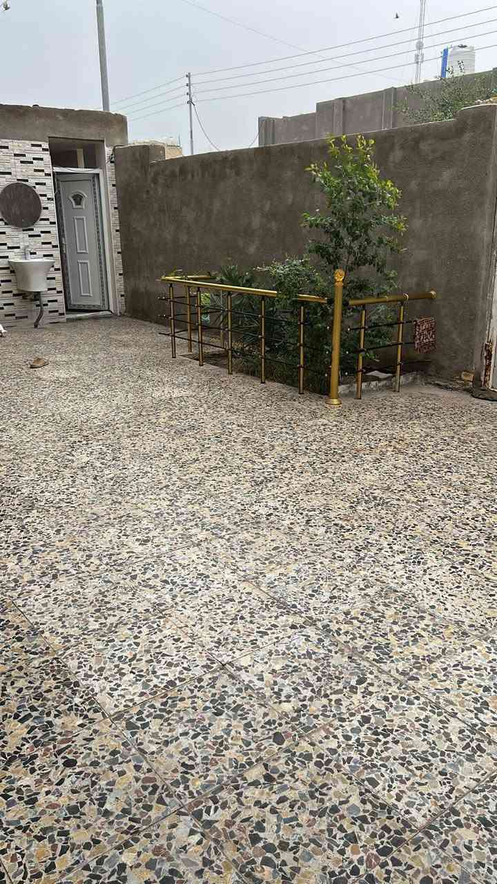 بيت البيع بحقل الخامس قرب العلوه
مساحه 250

طابق ونص كامل 

رقم القطعه 5542

طابو صرف 

قفل قفل 125 سعر 
علمن البيت ما عليه اسكان طابو صرف 

رجان لحد يخابرني ويكسر بسعر البيت 

***********
