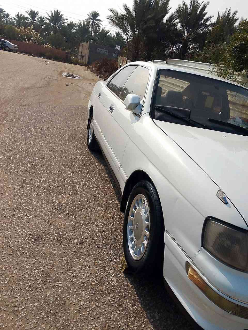 السلام عليكم تيوتا بطه رقم الانبار مكفوله كص ونقل جثه وصبغ وضربه مكينه وكير حاويه تخم تاير شرط ويل مجلي قبل سبوع كهربائية كله شغاله لايت زنون تبريد شغال باتري جديد حداديه 80/٪100سنتر لوك شغال راعيهه يرد تحويل لازم شهر تتحول سياره مكاني مسيب سده الهنديه الشراي يتصل ***********
