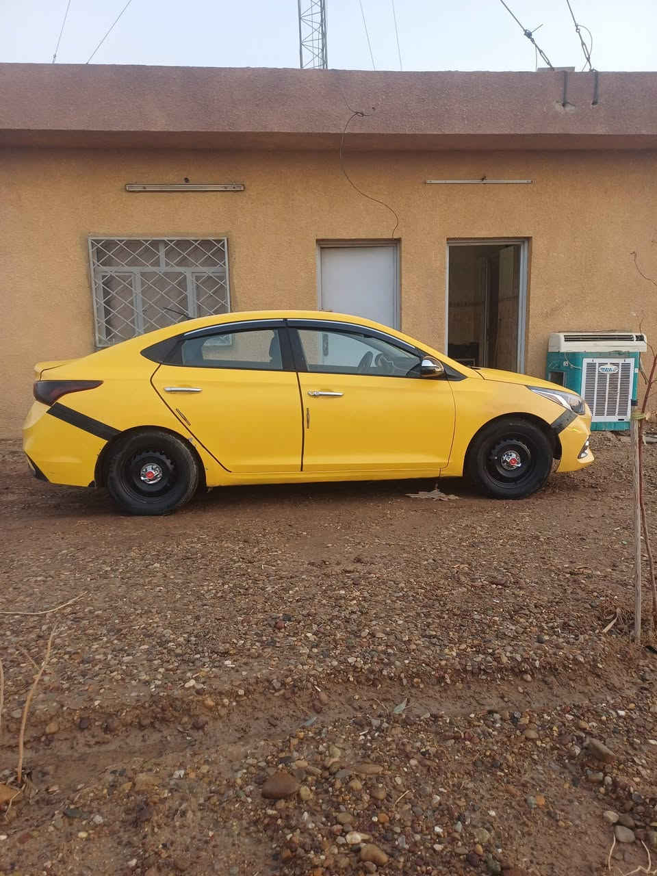 السلام عليكم .. للبيع او مراوس 
اكسنت 2018 بغداد مشروع وطني بيها تبديل 3 قطع بدون دواخل الچاملغات الامامية والبنيد 
تدفئة تبريد گير مكينة تخم تاير كهربائيات انطيك عالفحص 
بيها منظومة غاز 
العنوان بغداد 
السعر 118
واتساب / ***********
