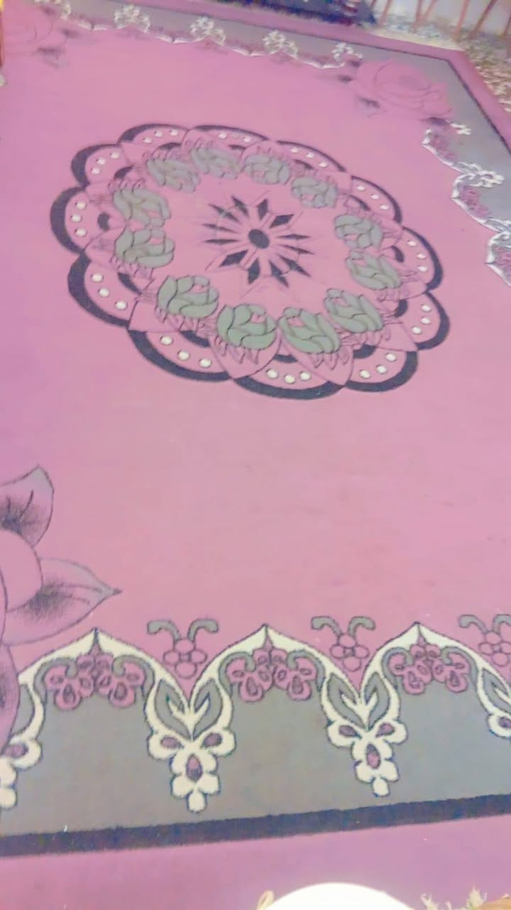 ميز بلازما نظيف وزوليا قياس 4في 3 سعر ميز 25 والزوليا 40 المسيب ***********
