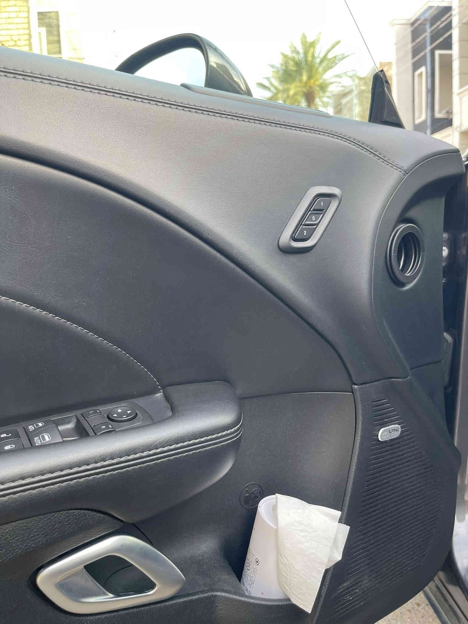 السلام عليكم 
جالنجر موديل 2022 gt تو ويل🎖️

 فول عدا الفتحة بدون ايرباك ماشيه  40300

سوبر تراك باك لانج كونترول-شاشة جبيرة-رادارات جانبية-حساس خلفي-كشن السايق خزن ميموري-كشنات كنتارة- كشنات تدفئة تبريد - ستيرن تدفئة- سستم سماعات الباين وبعد المواصفات العادية

السيارة حادثه حافه الجاملغ الامامي الايسر ومصبوغ كدها وحافه الجاملغ الخلفي ومصبوغ والجاملغ الامامي الايمن بارد

صور الحادث بلمنشور مرفقة

السعر 23000 وبيه مجال للوجوه الطيبة

واذا معجبك السعر تفرج صور الحادث مرة لخ

رقم التلفون ***********
