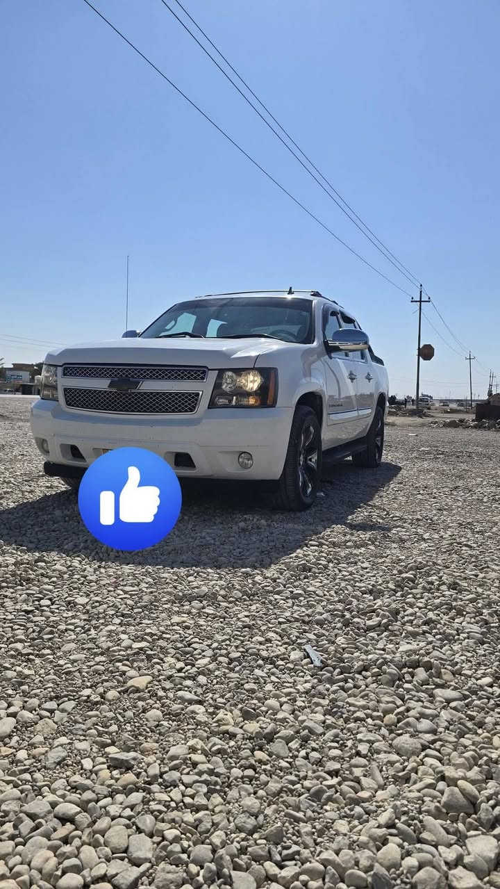 السلام عليكم بسبب الوعود اعاده الاعلان للبيع تاهو افلانج 2009 Ltz ✅
فول موصفات السياره جاهزه مكينه وكير واكسل بل شرط بيه صبغ بلجاملغات رقم اربيل الجديد بسمنه تحويل اشوكت متريد مكان السياره واسط الكوت   
سعرها 150$ ورقة وبيه مجال   
مكان واسط تلفون ***********  بيع فقط
