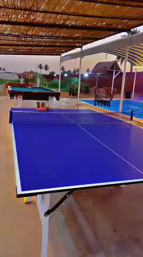 متوفر مزرعه ﴿هوى بغداد ﴾🌴
تحتوي المزرعه على ..
حديقه كبيره جداً 🏡 مع بستان اشجار تفاح 
بيت متكامل من كل النواحي ⛺
العاب كبار. {فيشه بليارد منضده 🥅
مسبح كبير . ومفلتر .💧
مكان شواء كبير 
الاستفسار (***********)
