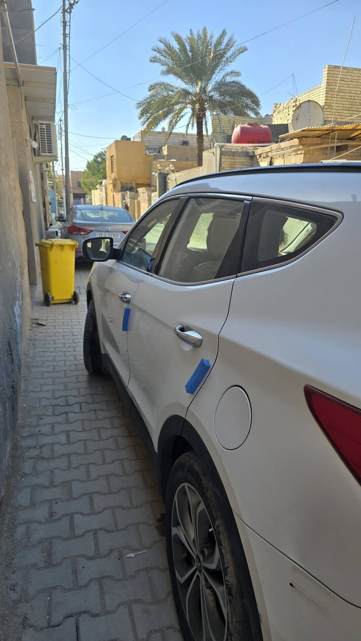 من رخصة الادمن سيارة سنتافي 2014 للبيع او المراوس ب سيدونا او كرنفال ٢٠١٦ فما فوق
سنتافي 2014 خليجي فول مواصفات مكفولة كفالة عامة كير محرك حدادية ما عدا بارد شيء قليل بيه باسمي السيارة مكان السيارة كربلاء 
***********
