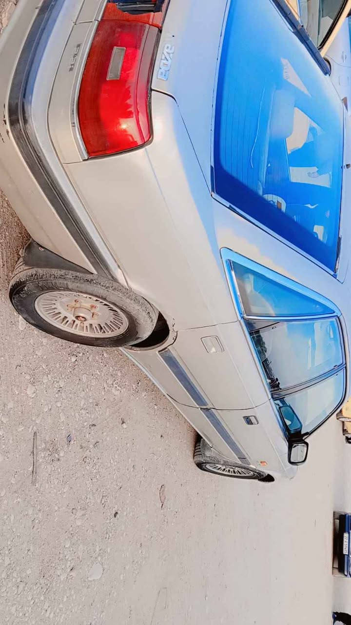 سلام عليكم مازدا  موديل ٨٨ صاحبها بخانقين  سعره ٢٧،/  اتصال ع *********** بغداد, العراق

